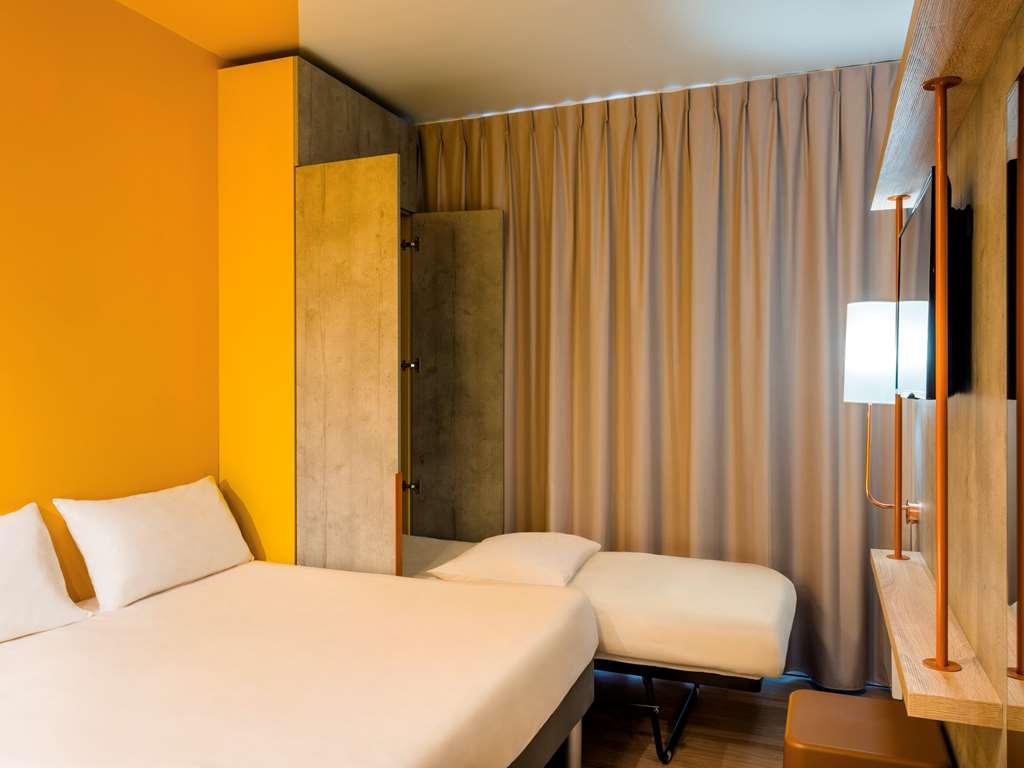 Ibis Budget Centre Hotel *